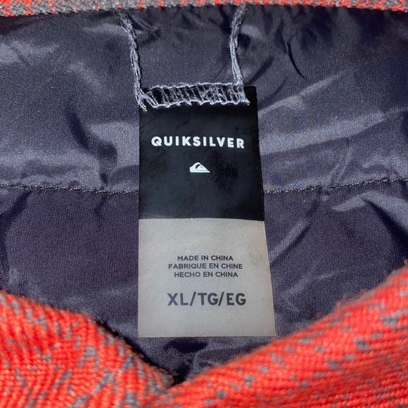 Quick Silver plaid jacket. - Picture 6 of 8